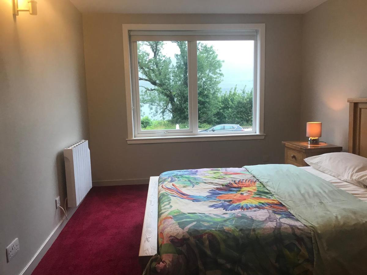 Appin, Beautiful Lochside Apartment With Balcony Fort William Kültér fotó